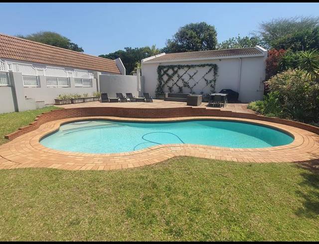 3 BEDROOM APARTMENT FOR SALE IN UMHLANGA CENTRAL